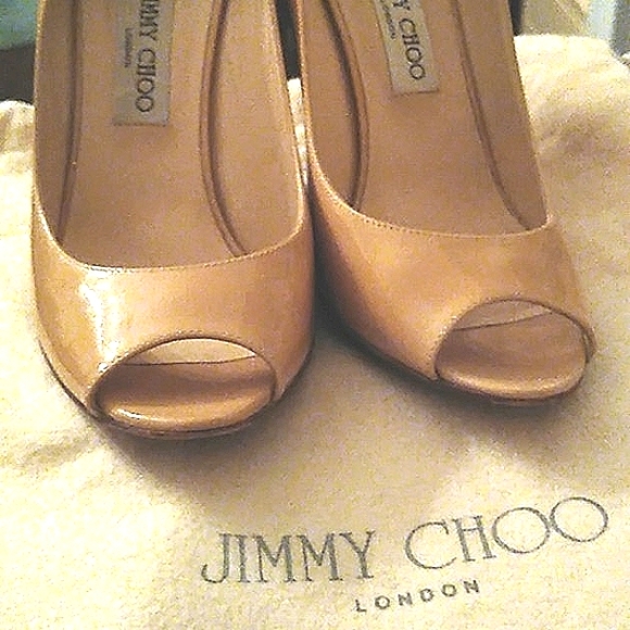 JIMMY CHOO 40 / 10 M RICH TAN PATENT LEATHER WEDGE HEELS ITALY - Picture 6 of 7